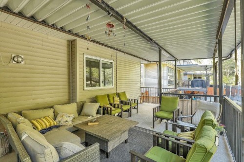 8232 144A Street, Surrey, BC 