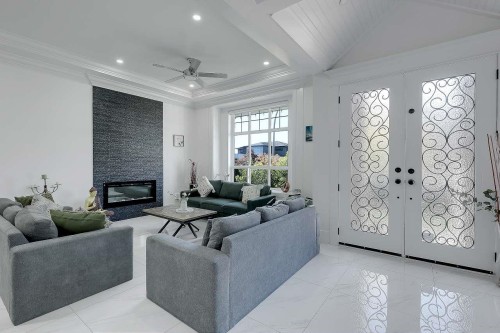 8232 144A Street, Surrey, BC 