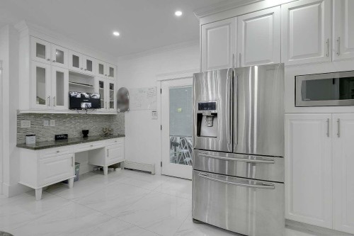 8232 144A Street, Surrey, BC 