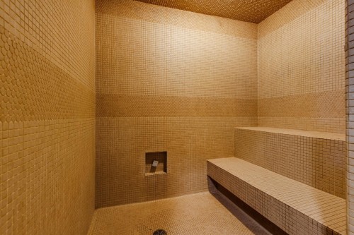 604-9981 Whalley Boulevard, Surrey, BC 