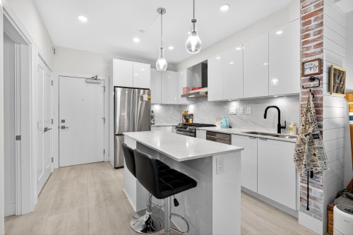 A209-8447 202 Street, Langley, BC 