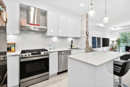 A209-8447 202 Street, Langley, BC 