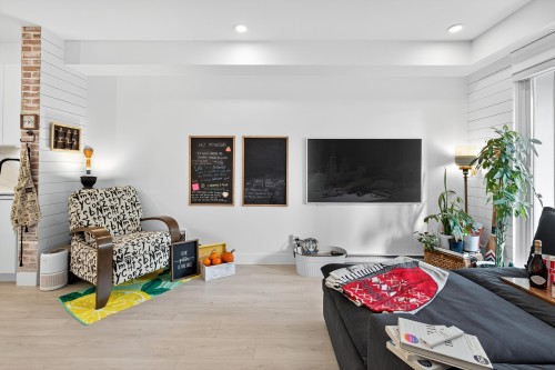 A209-8447 202 Street, Langley, BC 