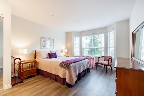 205-1576 Merklin Street, White Rock, BC 