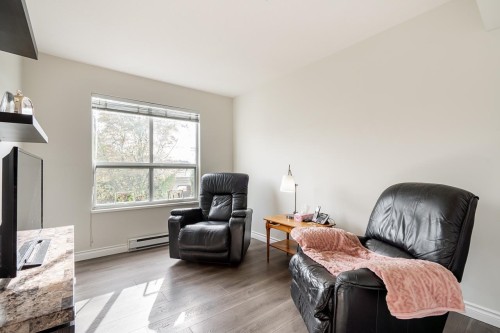 205-1576 Merklin Street, White Rock, BC 