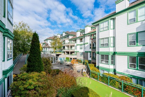 205-1576 Merklin Street, White Rock, BC 