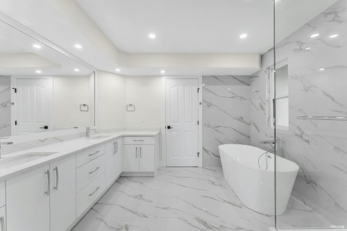 14099 28A Avenue, Surrey, BC 