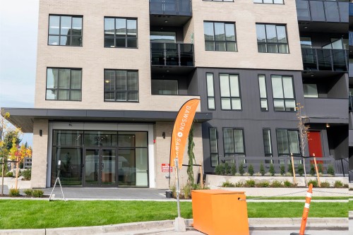 129-8509 158 Street, Surrey, BC 