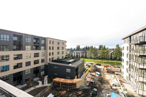 129-8509 158 Street, Surrey, BC 