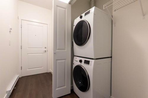 129-8509 158 Street, Surrey, BC 