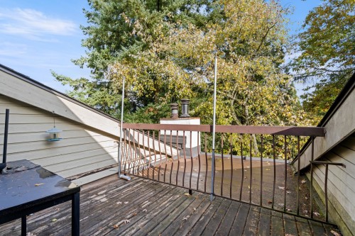 208-7144 133B Street, Surrey, BC 