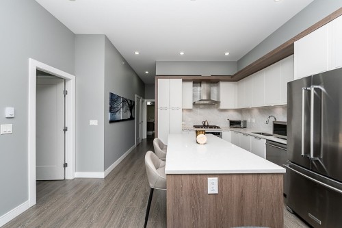 602-11501 84 Avenue, Delta, BC 