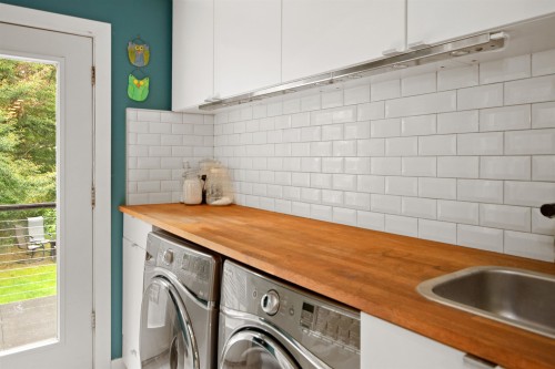 28280 Myrtle Avenue, Abbotsford, BC 