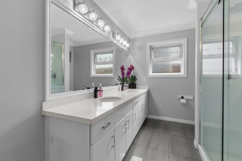 1170 Dolphin Street, White Rock, BC 