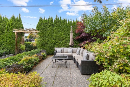 1170 Dolphin Street, White Rock, BC 