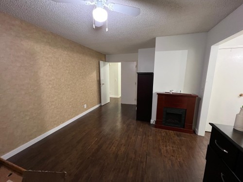 8846 Queen Mary Boulevard, Surrey, BC 