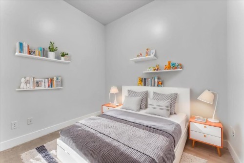 112-13929 105 Boulevard, Surrey, BC 