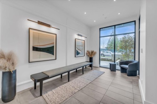 112-13929 105 Boulevard, Surrey, BC 