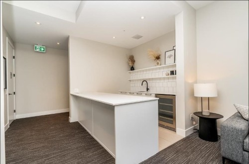 112-13929 105 Boulevard, Surrey, BC 