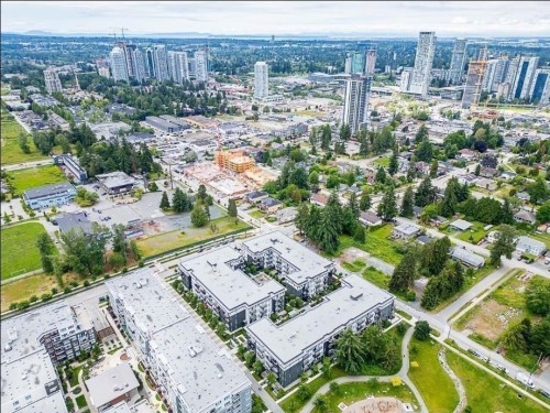 112-13929 105 Boulevard, Surrey, BC 