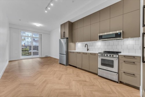 112-13929 105 Boulevard, Surrey, BC 