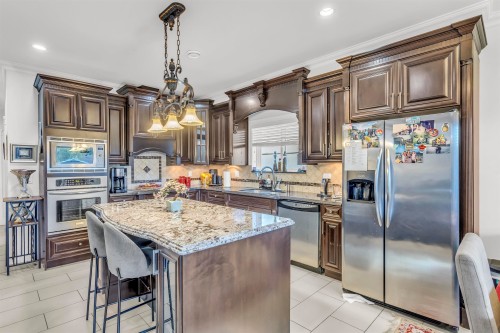 13884 89A Avenue, Surrey, BC 