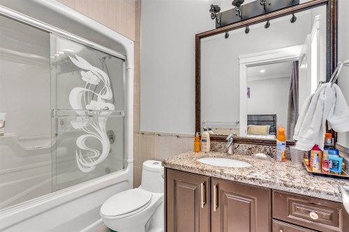 13884 89A Avenue, Surrey, BC 