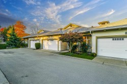 35-15188 62a Avenue  Surrey, BC V3S 1W7