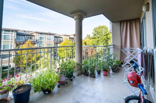 305-13733 74 Avenue, Surrey, BC 