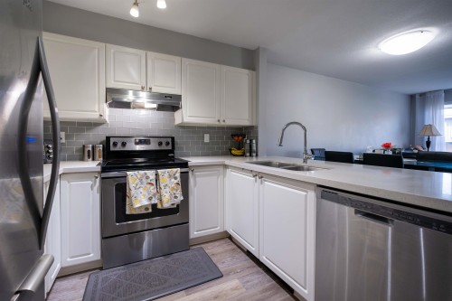 305-13733 74 Avenue, Surrey, BC 