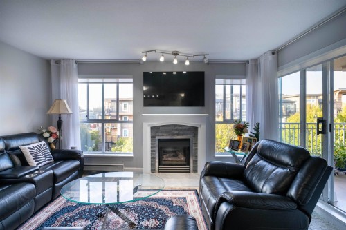 305-13733 74 Avenue, Surrey, BC 