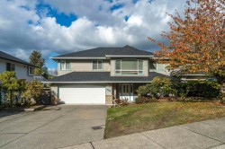 30971 Brookdale Court  Abbotsford, BC V2T 5S3