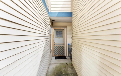 113-7837 120A Street, Surrey, BC 