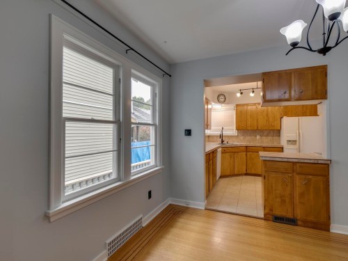 33700 3Rd Avenue, Mission, BC 