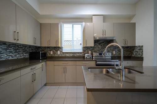 10873 132 Street, Surrey, BC 