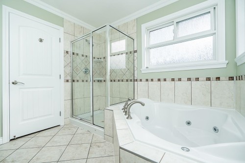 7568 149 Street, Surrey, BC 