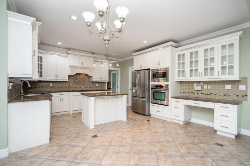 7568 149 Street, Surrey, BC 