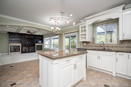 7568 149 Street, Surrey, BC 