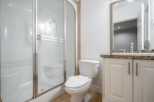 7568 149 Street, Surrey, BC 