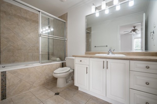 7568 149 Street, Surrey, BC 