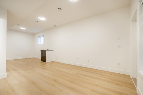 102-16693 16 Avenue, Surrey, BC 