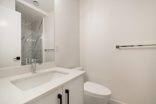 102-16693 16 Avenue, Surrey, BC 