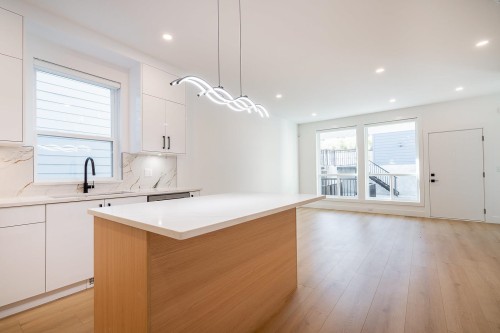 102-16693 16 Avenue, Surrey, BC 