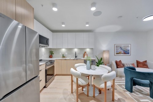 B313-5360 204Th Street, Langley, BC 