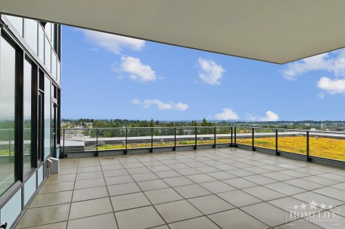 1302-1588 Johnston Road, White Rock, BC 