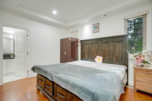 5545 127 Street, Surrey, BC 