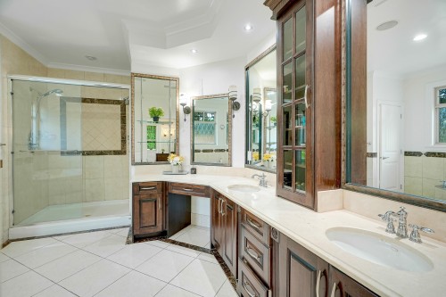 5545 127 Street, Surrey, BC 