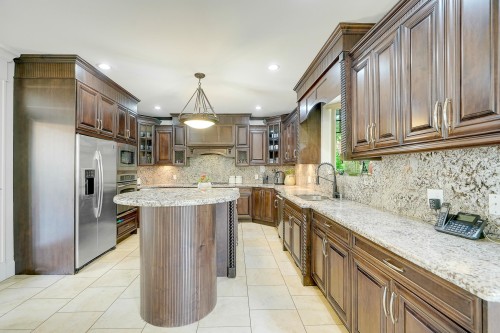 5545 127 Street, Surrey, BC 