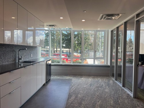 2003-10428 Whalley Boulevard, Surrey, BC 