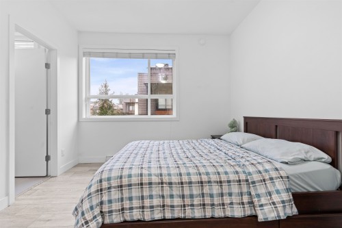 306-7809 209 Street, Langley, BC 